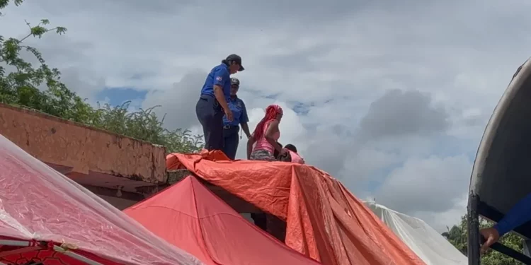 Desmantelan “mercado de pulgas” de haitianos a la entrada Moca-Salcedo