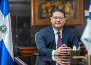Eduardo Sanz Lovatón confirma que aspirará a la Presidencia de la República para 2028