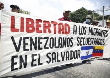 Maduro asegura estar listo para buscar a los migrantes venezolanos presos en El Salvador