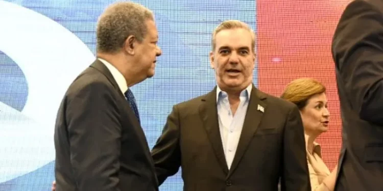 Hoy se reúnen Abinader y Leonel para tratar la crisis haitiana