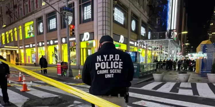 Un adolescente asesina a sus padres en Florida y llama a la policía para entregarse