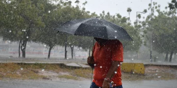 Aguaceros continuarán este miércoles por la incidencia de una vaguada