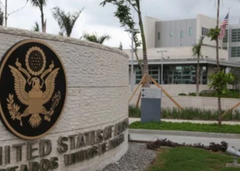 Embajada de EE.UU. en RD anuncia tarifa de 5,000 dólares a extranjeros detenidos por ingreso ilegal