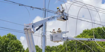 ETED informa que salida de línea de transmisión origina interrupción en el servicio de electricidad