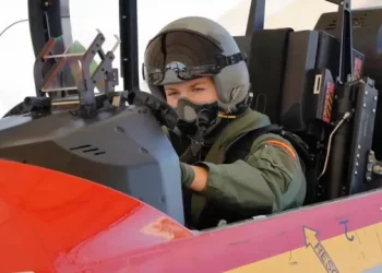 La princesa Leonor vuela por primera vez en solitario en un avión Pilatus PC-21