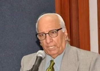 Falleció el intelectual y afable director del periódico La Información Enmanuel Castillo