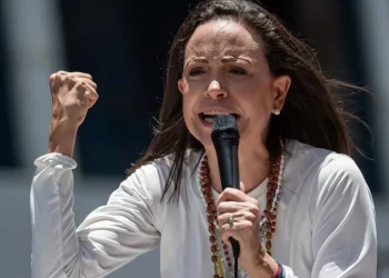 María Corina Machado recorrerá Venezuela al llegar al país, dice su partido