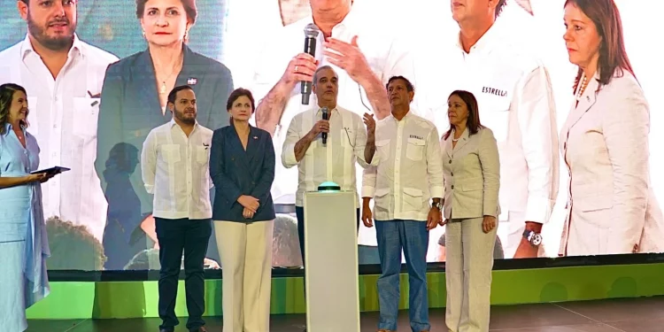 Inauguración de EcoAcero, Manuel Estrella resalta oportunidades de inversión en Rep. Dom