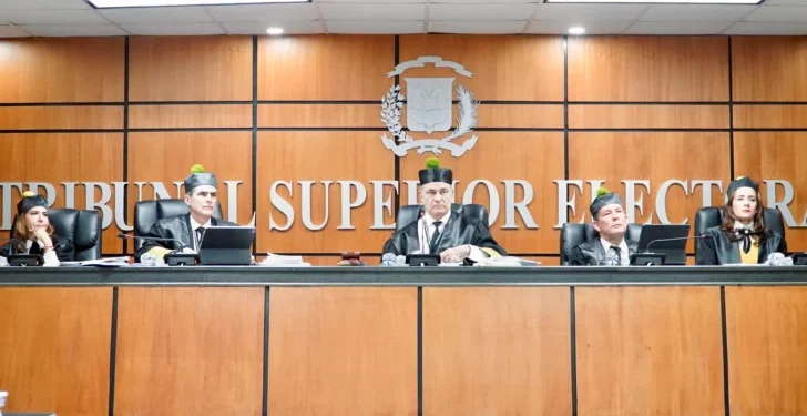 TSE remite al Tribunal Constitucional recurso contra reglamento de encuestadoras de la JCE