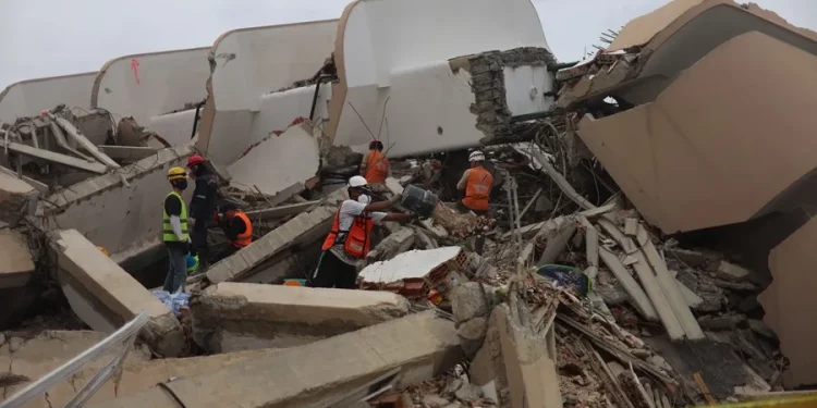 Sube a 5.546 la cifra de muertos por el doble terremoto en Venezuela