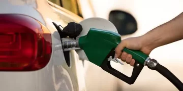 Gobierno baja precios de los combustibles RD$5.00 gasolina RD$3.00 gasoil