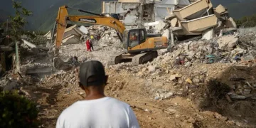 Venezuela ha retirado el 28% de los escombros tras dos meses de sismos, según Rodríguez
