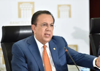 Economía dominicana experimentó un crecimiento interanual de 4.6 % en julio, según BC