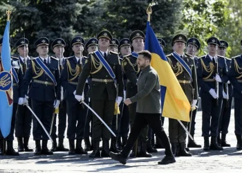 Zelenski afirma en el Día de la Independencia que Ucrania “no es una víctima, sino un guerrero”