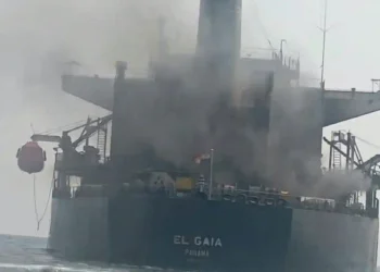 Irán ataca un buque petrolero en Ormuz