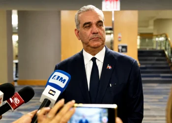 Presidente Abinader advierte a responsables de ataque contra Julián Oro Duro y su esposa: “Que se entreguen; si no, les va a ir peor”