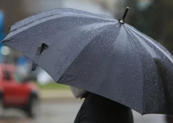 Vaguada provocará aguaceros y tormentas eléctricas esta tarde