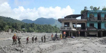 Nepal reporta casi 1,400 muertos y mantiene en más de 4,000 los desaparecidos tras riada