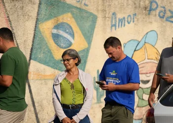 Indecisos decidirán los comicios en Brasil