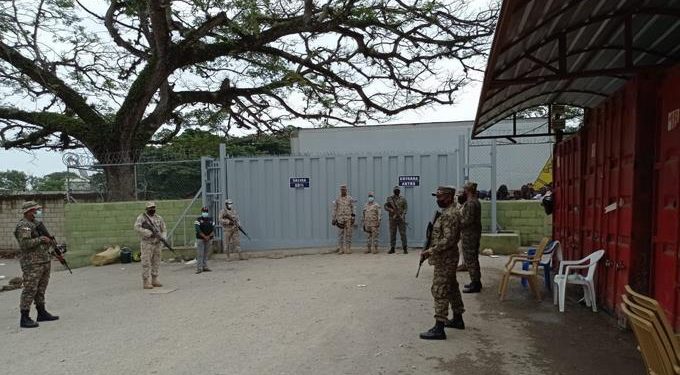 Cierran puerta Elías Piña-Carrizal por situación en Aduana haitiana