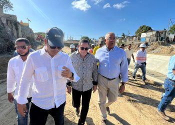 Cafecito Ampliado, una propuesta especial dedicada a los trabajos saneamiento Arroyo de Gurabo