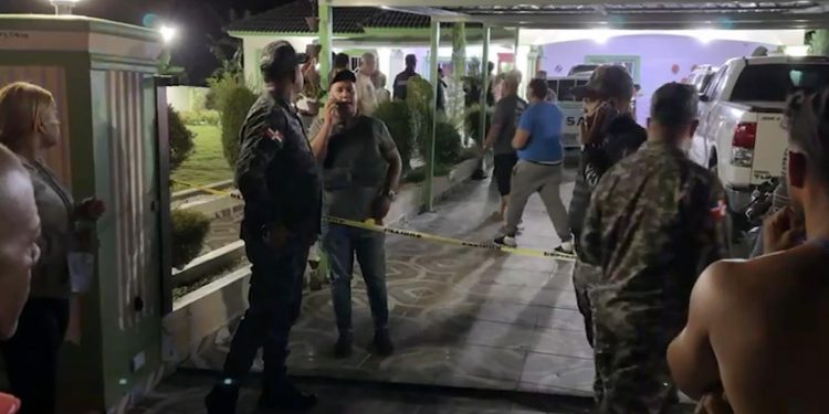 SFM: Hombre mata a uno de dos atracadores penetraron a su casa