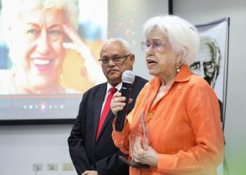 Tesorería Nacional reconoce a Milagros Ortiz Bosch