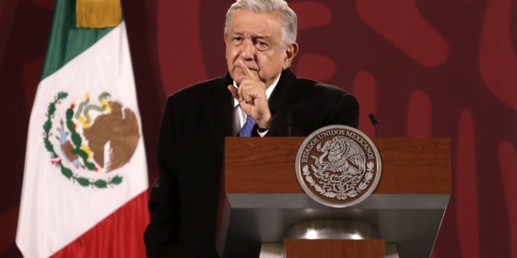 López Obrador reitera llamado a no votar por corruptos