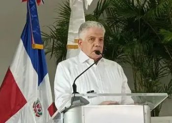 Estrella asegura Abinader le quedan 5 años; destaca inversión en salud del Gobierno en el Cibao