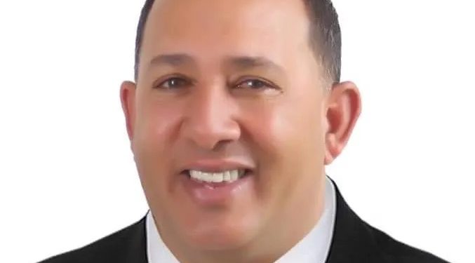 Director del Distrito Municipal La Canela, Eddy Chávez, hospitalizado por sangrado gastrointestinal