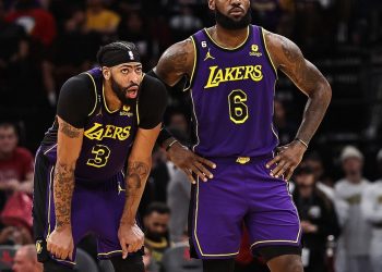 Lakers, Bucks, Bulls y Suns dan espectáculo, los Mavs se deprimen