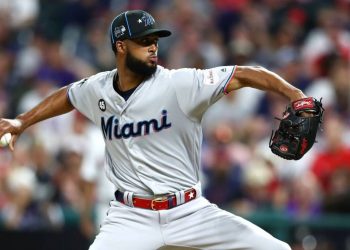 Dominicano Sandy Alcántara dice volverá ser dominante en las GL