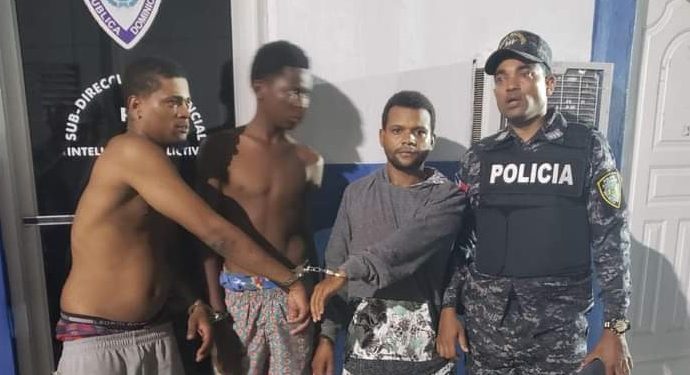 Apresan a tres hombres y una mujer por rapto de una niña en Mao