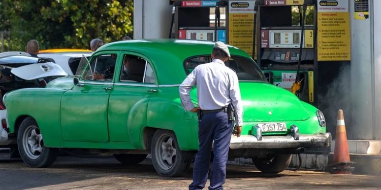 Cuba suspende el desfile del 1 de mayo por la crisis de combustible