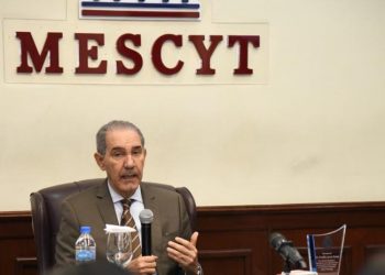 El 40 % de las becas disponibles en Canadá para dominicanos se pierde por no dominar el inglés