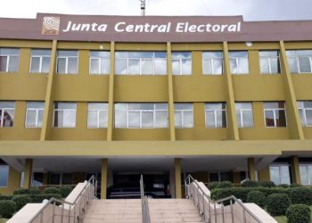 JCE modifica resolución: Acoge parcialmente petición de partidos y amplía plazo de las reservas