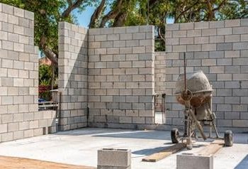 Bancos prestan 3,735 millones a construcción casas de bajo costo