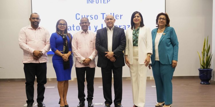 INFOTEP INICIA TALLER DE ORATORIA Y LIDERAZGO A MÁS DE 100 MUJERES MUNICIPALISTAS