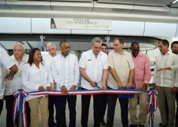 Con baile folklórico y algarabía inauguran Teleférico de Los Alcarrizos, “el más moderno del mundo”