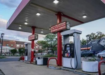 Gas GLP baja tres pesos; precios de los hidrocarburos comienzan a ceder
