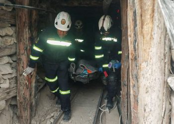 Recuperan cuerpos de 27 mineros tras incendio en yacimiento de oro en Perú