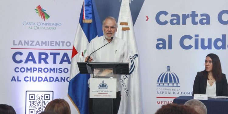 Medio Ambiente reafirma su compromiso de agilizar sus servicios a la población