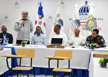 Interior y Policía recibe equipos del Minerd para escuela de entrenamiento policial