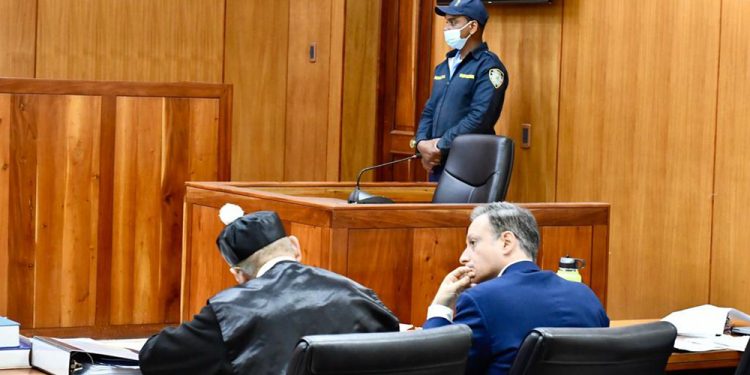 Defensa Jean Alain dice pruebas lo descargarían