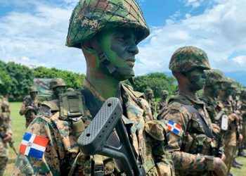 Envían a soldados dominicanos para enfrentar bandas haitianas