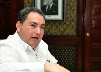 Haitianas abarrotan maternidades RD; Mario Lama resalta mejora en mortalidad neonatal