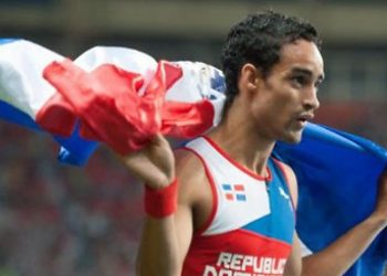 Luguelín Santos revela está suspendido y es investigado por la Unidad de Integridad de Atletismo