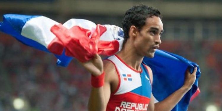 Luguelín Santos revela está suspendido y es investigado por la Unidad de Integridad de Atletismo
