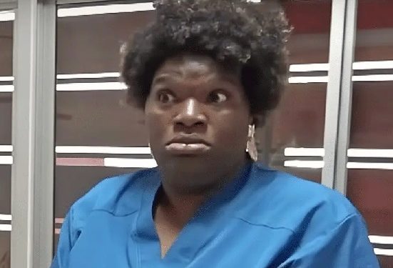 Allanan casas Elizabeth Silverio tras orden de arresto en su contra