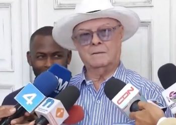 Hipólito arremete contra Leonel; dice no sabe nada de planificación